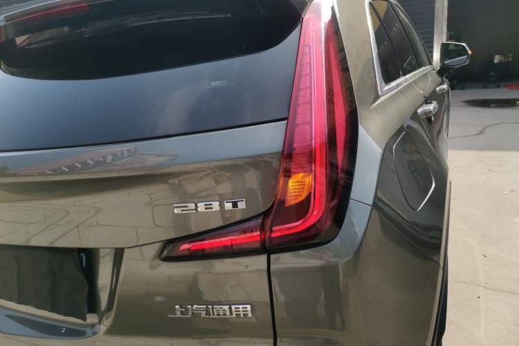 Used Cadillac XT4 2018 28T Two-Wheel Drive Tech Version
