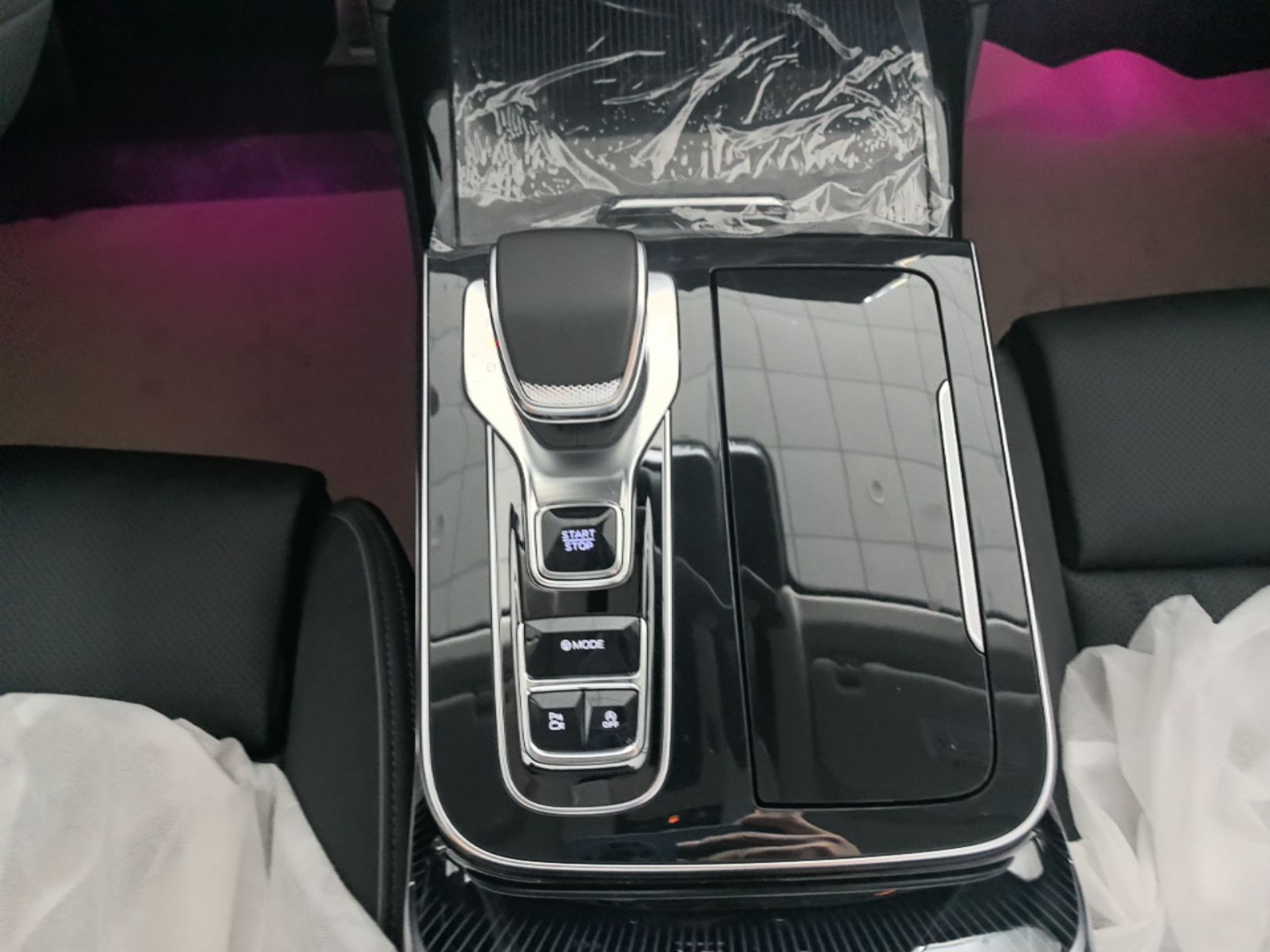 Hongqi H9 2024 2.0T Qichang Private Enjoyment Luxury Edition — снимка 16