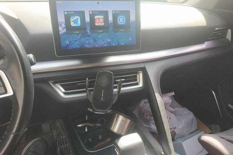 Used BYD Song Pro 2019 1.5T Automatic Elite Edition Audio And AC Panel