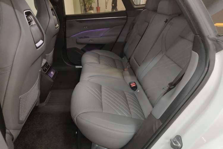 Used Zeekr 001 2024 ME Edition 100 kWh All-Wheel Drive
