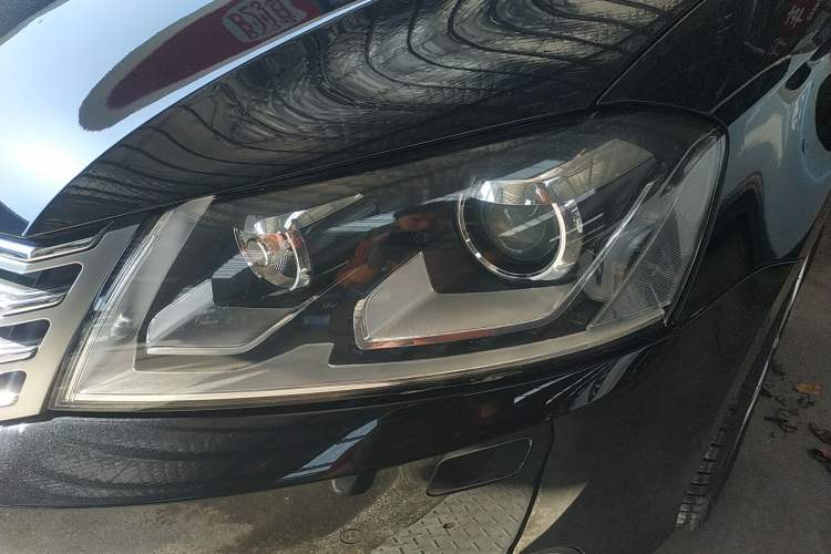 Used Volkswagen Magotan 2015 Facelift 1.8TSI Luxury Model Left Front Headlight