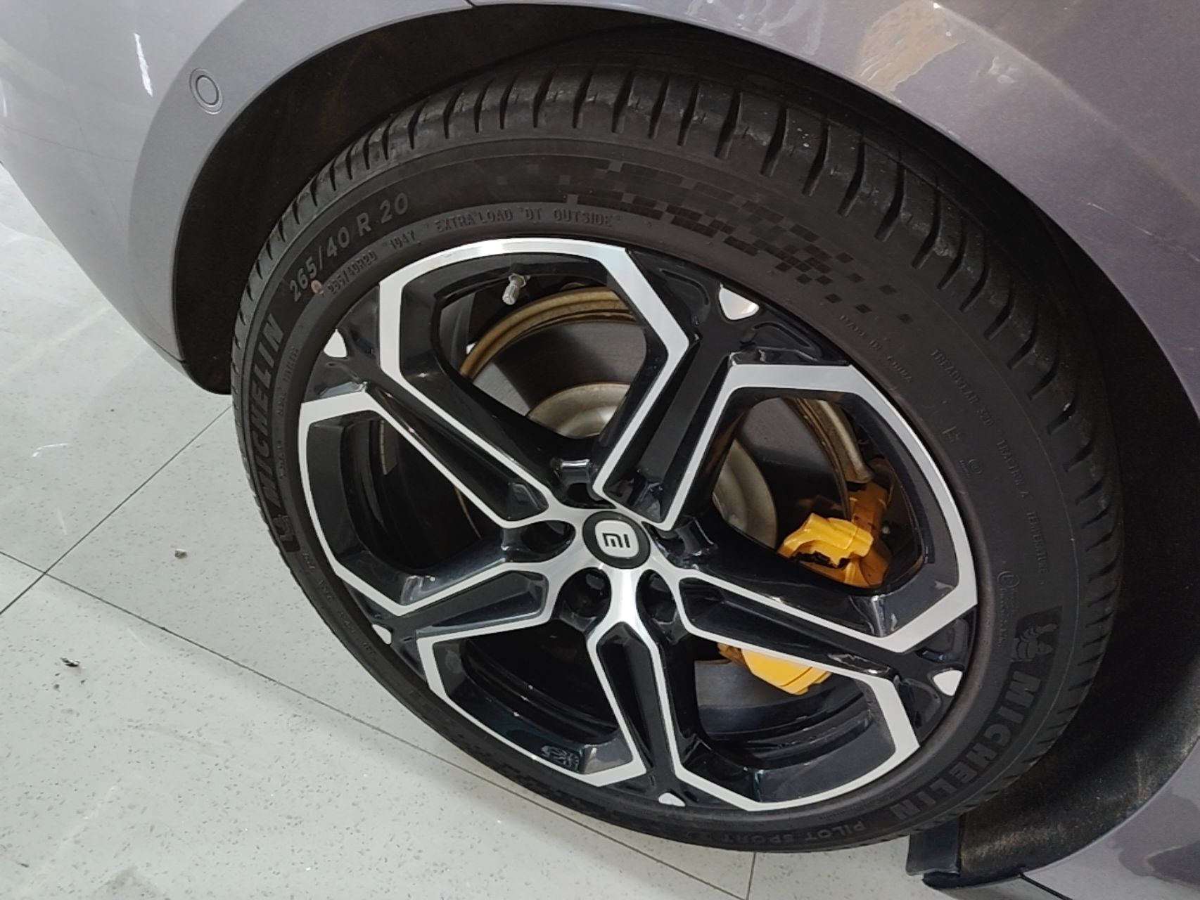 Xiaomi Auto SU7 2024 Four-Wheel-Drive Max Founder's Edition — снимка 11