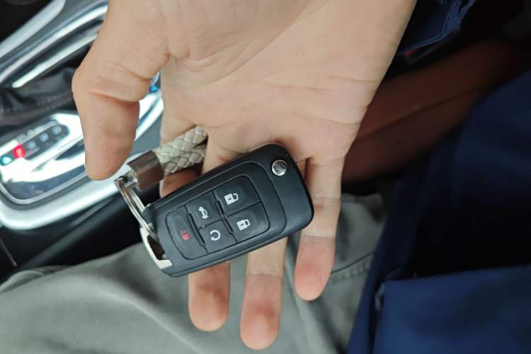 Used Buick Regal 2015 1.6T Elite Tech Model Vehicle Key