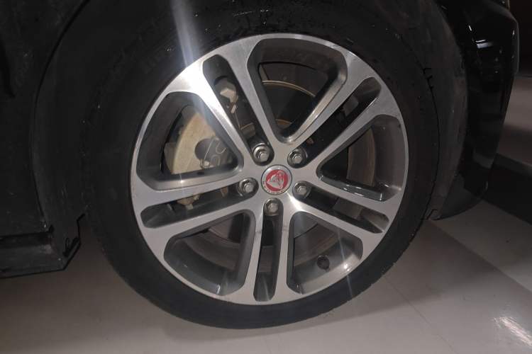 Used Jaguar XEL 2023 2.0T 250 PS R-DYNAMIC S Advanced Sport Edition
