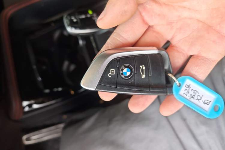 Used BMW X2 2021 Updated xDrive25i Midnight Edition Vehicle Key