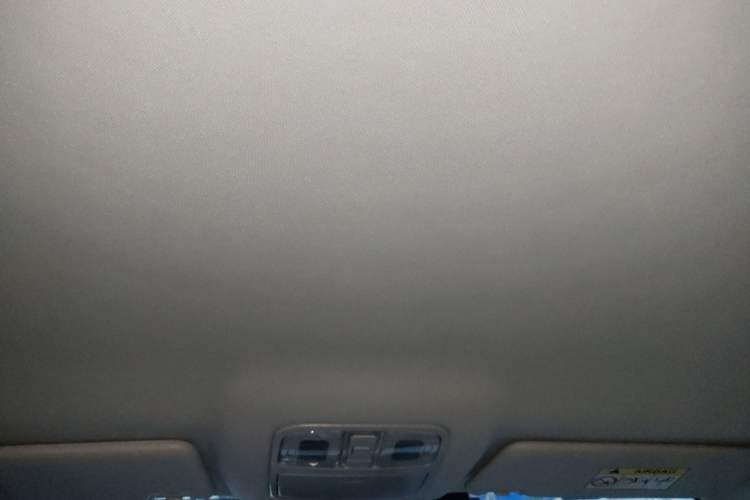 Used CHANGAN Hunter 2025 Model, Knight Edition, Lingshang Type, Dual-Motor Four-Wheel Drive Standard Box Headliner