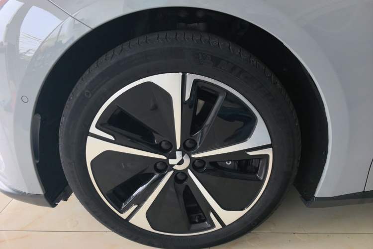 Used Nio ET5T 2024 75kWh Touring Exterior 4