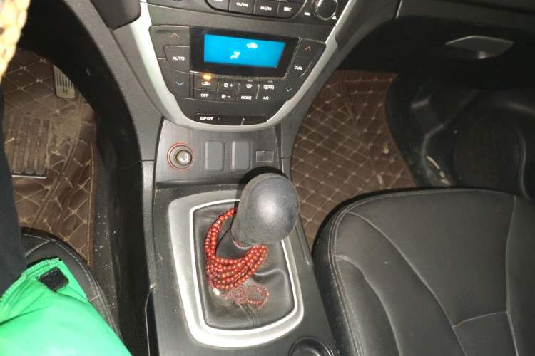 Used GAC Trumpchi GS5 2014 2.0L Manual Two-Wheel Drive Anniversary Value Edition