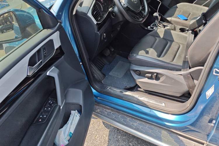 Used Volkswagen Tayron 2019 330TSI Two-Wheel Drive Luxury Model China VI Standard Driver Seat