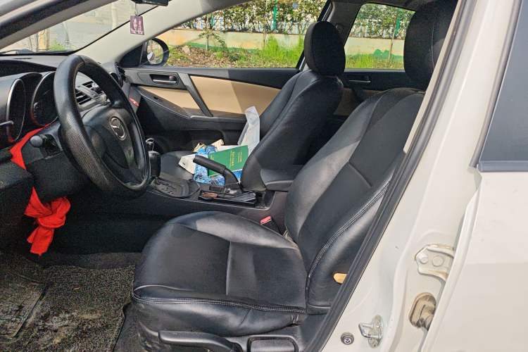 Used Mazda 3 2011 Sedan 1.6L Automatic Comfort Model
