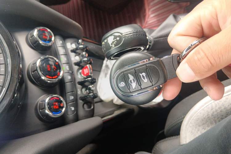 Used MINI 2016 1.5T COOPER Performance Edition Vehicle Key