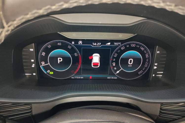 Used Skoda Kodiaq GT 2019 TSI330 Two-Wheel-Drive Luxury Edition China VI Standard Instrument Cluster