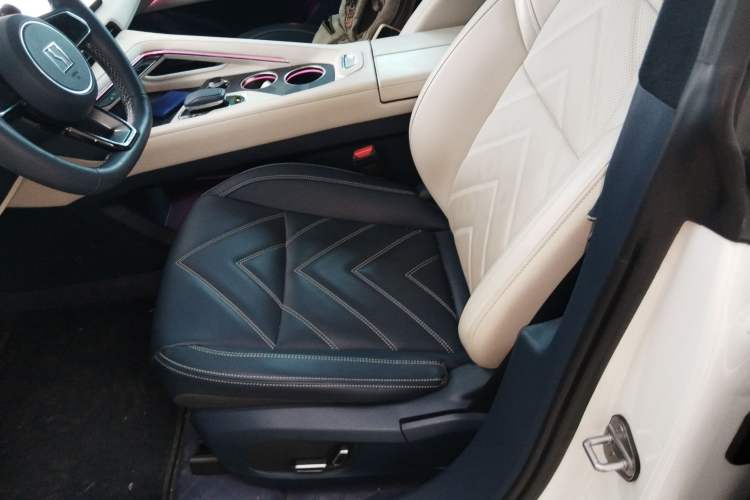 Used Zeekr 001 2022 Long-Range Dual-Motor WE Edition Left Front Seat