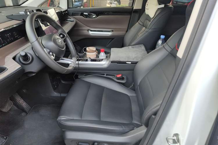 Used GAC Trumpchi E8 2024 Honor Series 2.0L Honor Edition