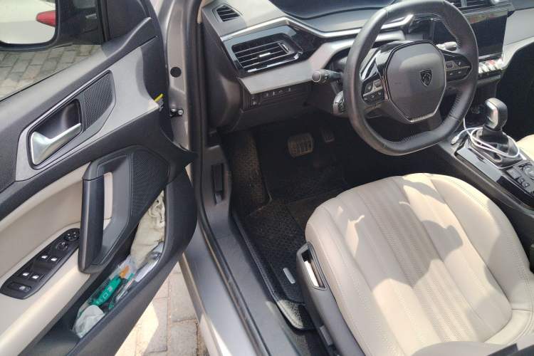 Used Peugeot 408 2022 1.6T Dream Edition
