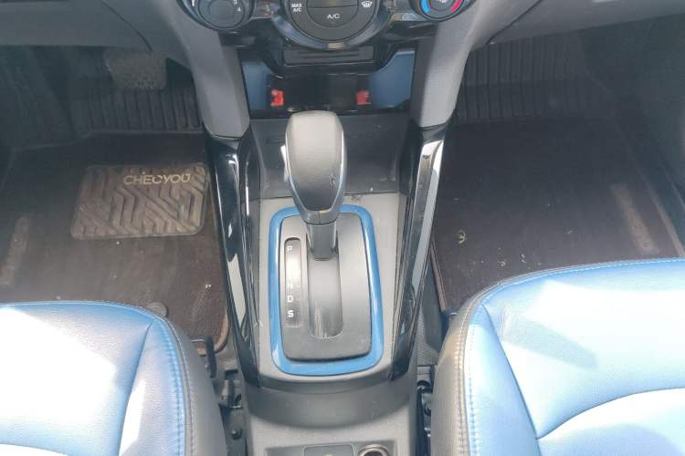 Used Ford EcoSport 2013 1.5L Automatic Fashion Model