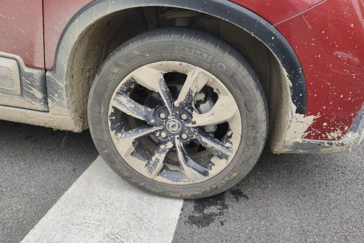 Used Dongfeng Aeolus AX4 2017 1.6L DCT Trendy Style