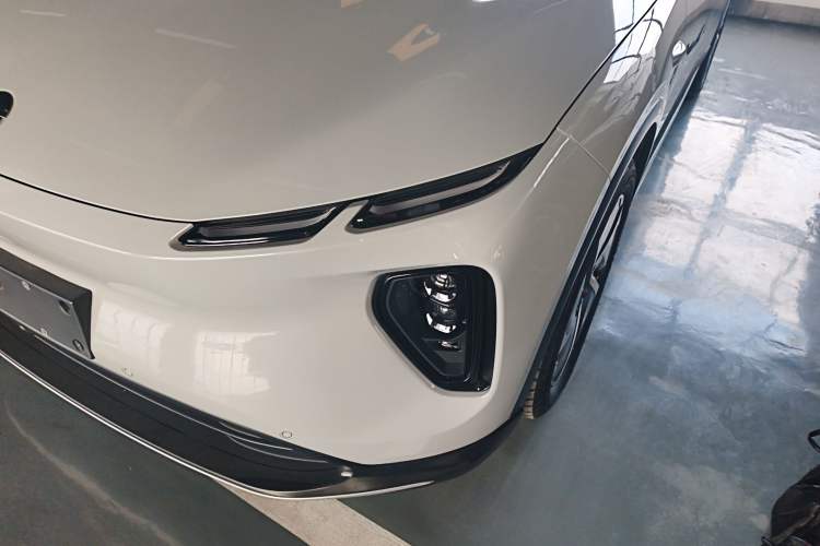 Used Nio EC6 2023 75 kWh