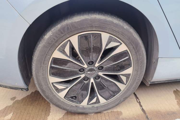 Used BYD Seal 2022 550 km Standard Range Rear-Wheel Drive Prestige Version