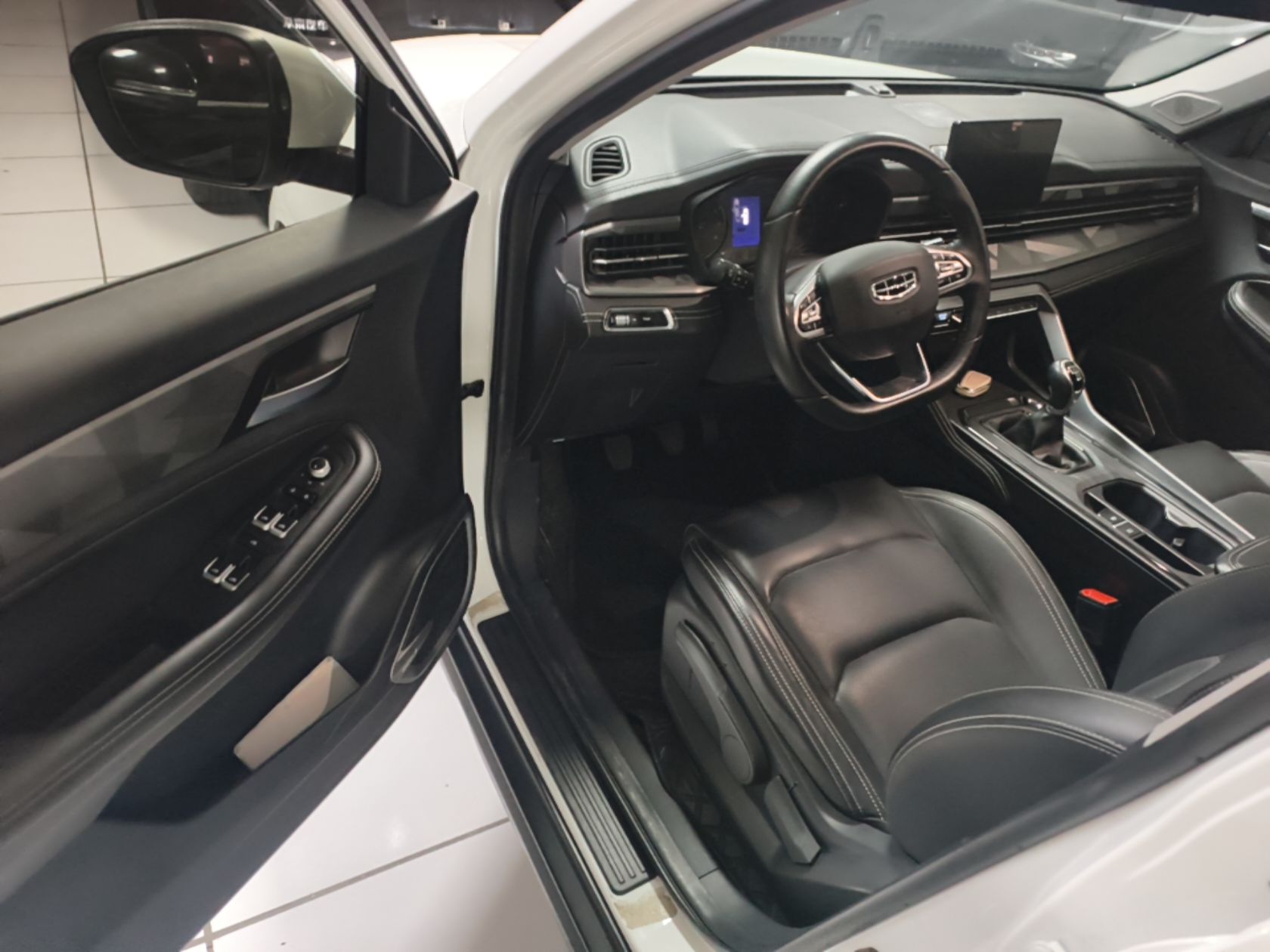Geely Auto Vision X6 2021 PRO 1.4T Manual Luxury Model - Premium — снимка 18