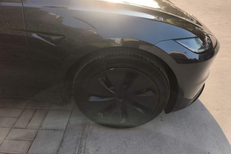 Used Tesla Model 3 2023 Rear-Wheel-Drive Version
