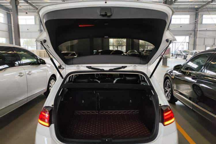 Used Volkswagen Golf 2019 200TSI DSG Comfort & Ambition Edition China VI Standard