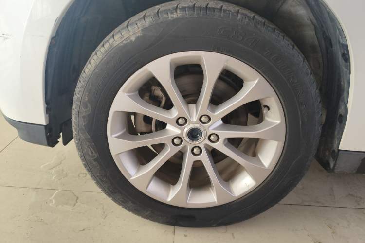 Used Haval H2 2018 Blue-Label 1.5T Dual-Clutch Two-Wheel-Drive Luxury Model
