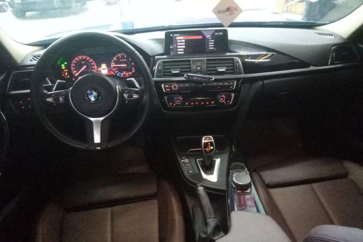 Used BMW 3 Series 2018 320Li Leading Model M Sport Package
