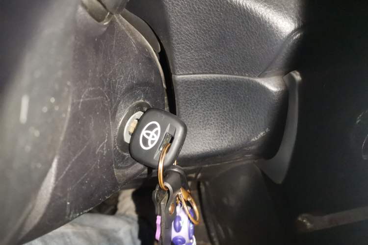 Used Toyota YARiS L Zhi Xuan 2020 1.5L CVT Leading Edition Vehicle Key