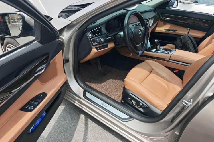 Used BMW 7 Series 2013 740Li Leading Model Driver Seat