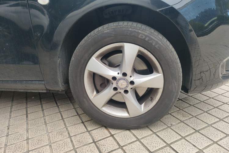 Used Mercedes-Benz Vito 2016 2.0T Elite Version 9-seater