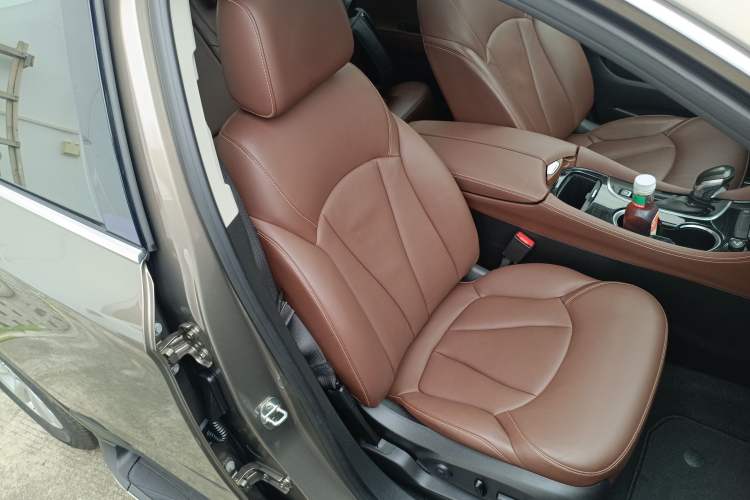 Used Buick Envision 2019 20T Two-Wheel Drive Luxury Version China VI Standard