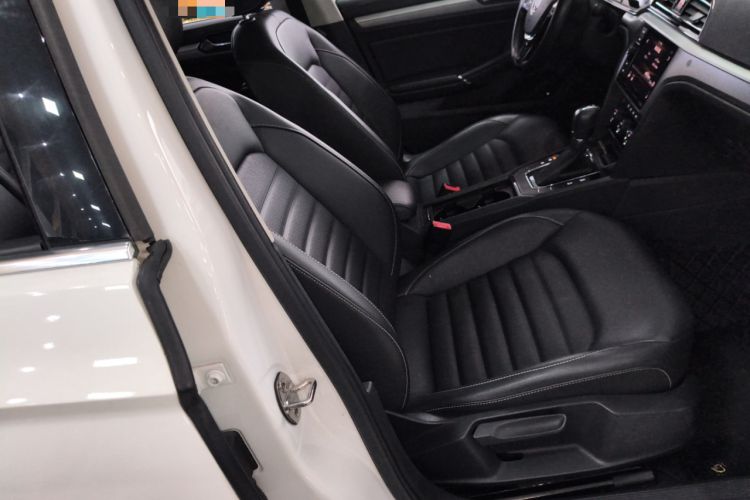 Used Volkswagen Lamando 2019 280TSI DSG Comfort Edition China V Standard Right Front Seat