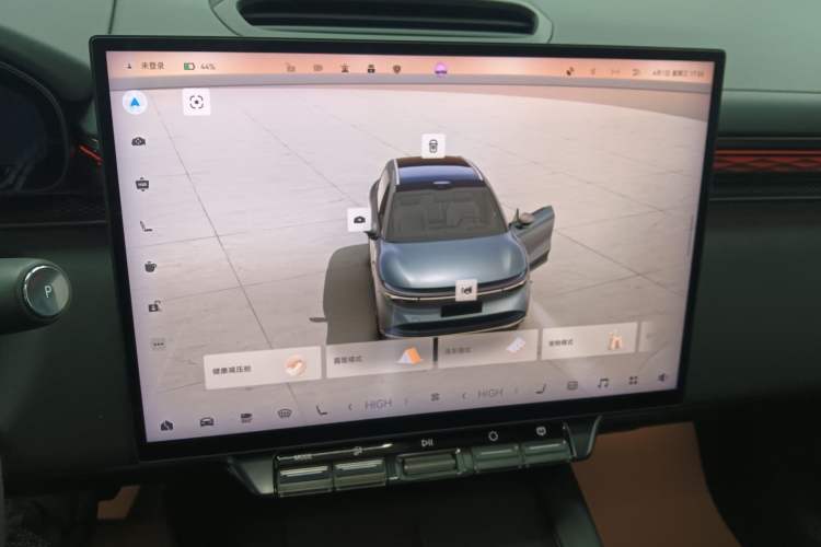 Used Zeekr 7X 2025 100 kWh Long-Range Rear-Wheel Drive with Intelligent Driving Features Audio And AC Panel