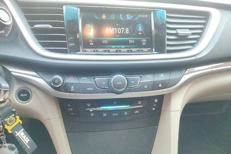 Used Buick GT 2015 15N Manual Luxury Version Audio And AC Panel