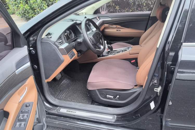 Used Geely Auto Emgrand GT 2017 2.4L Comfort Model
