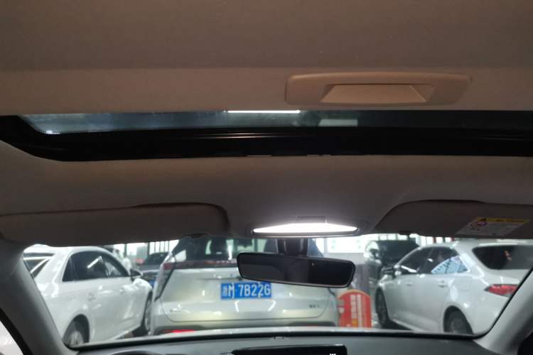 Used Geely Auto Emgrand 2022 4th Generation 1.5L CVT Elite Model Headliner