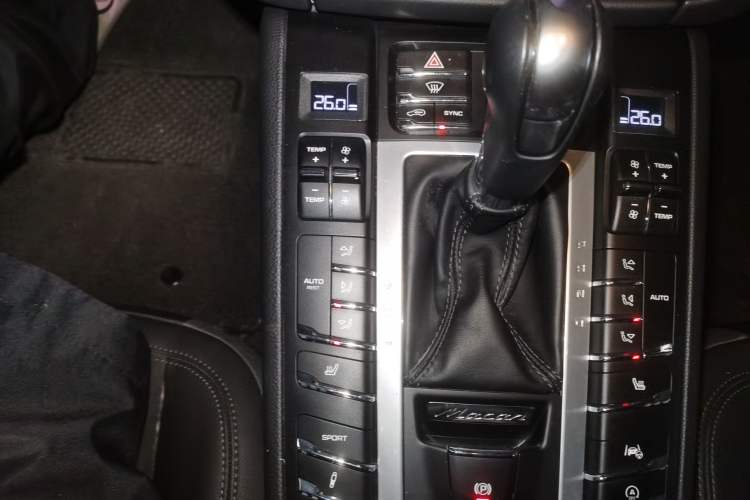 Used Porsche Macan 2020 Macan 2.0T
