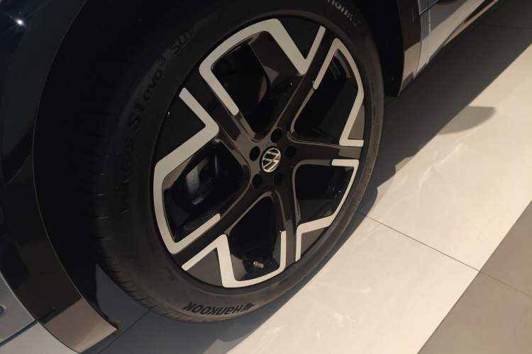 Used Volkswagen Talagon 2026 Model 450TSI Four-Wheel Drive Flagship 6-Seater Left Front Wheel Hub