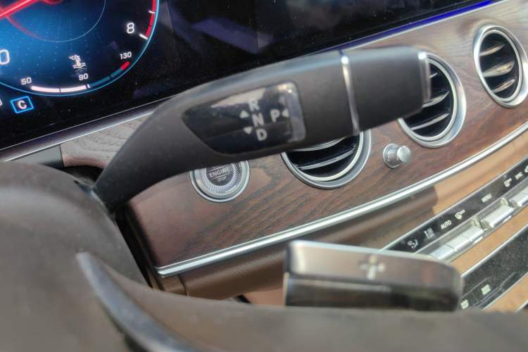 Used Mercedes-Benz E-Class 2021 Facelift E 260 L Gear Lever