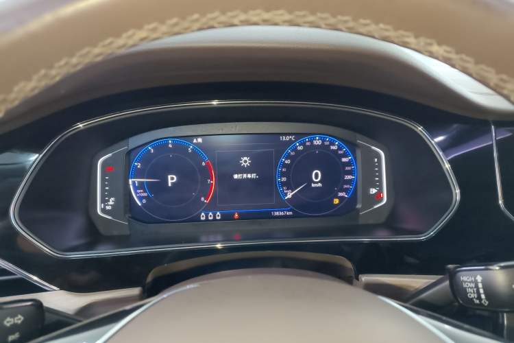 Used Volkswagen Passat 2019 330TSI Luxury Edition China VI Standard Instrument Cluster