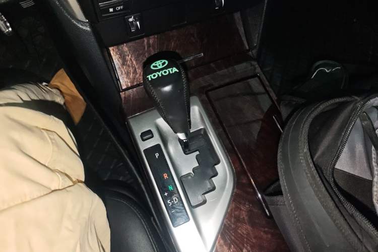 Used Toyota Camry 2015 2.0G Premier Edition