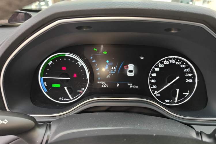 Used Toyota Avalon 2019 Dual-Engine 2.5L Luxury Edition China VI Standard
