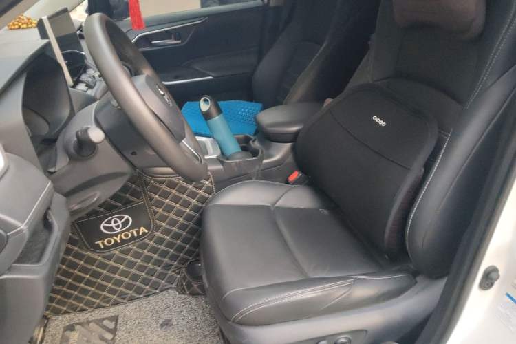 Used Toyota Wildlander 2020 2.0L CVT 4x4 Luxury Edition