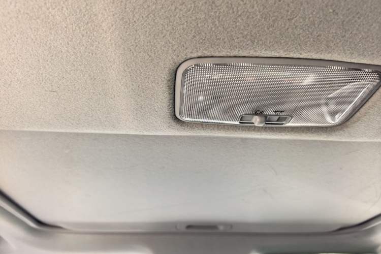 Used Toyota Levin 2017 Revised 185T CVT Elite Edition China V Standard Headliner