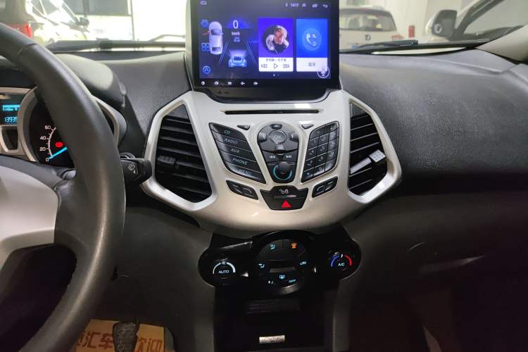 Used Ford EcoSport 2013 1.5L Manual Luxury Model Audio And AC Panel