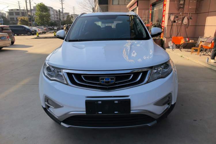 Used Geely Auto Emgrand X7 Sport 2016 2.0L Manual Smart Connect Version
