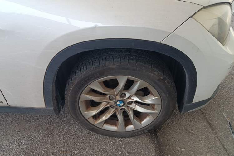 Used BMW X1 2015 sDrive18i Fashion Upgrade Edition Right Front Wheel Hub