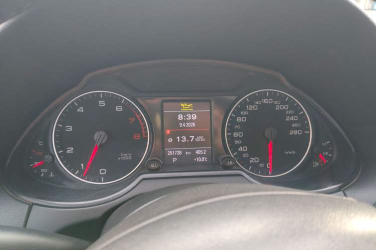 Used Audi Q5 2010 3.2 FSI Sport Edition Instrument Cluster