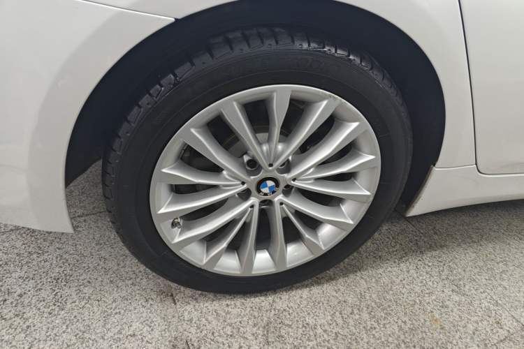 Used BMW 5 Series 2022 Restyled 525Li Luxury Package
